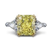 Bague en Fancy Yellow diamant GIA