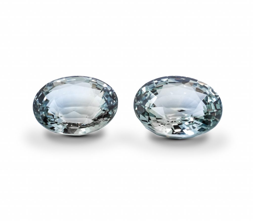 A pair of 19.16 carats Sapphires