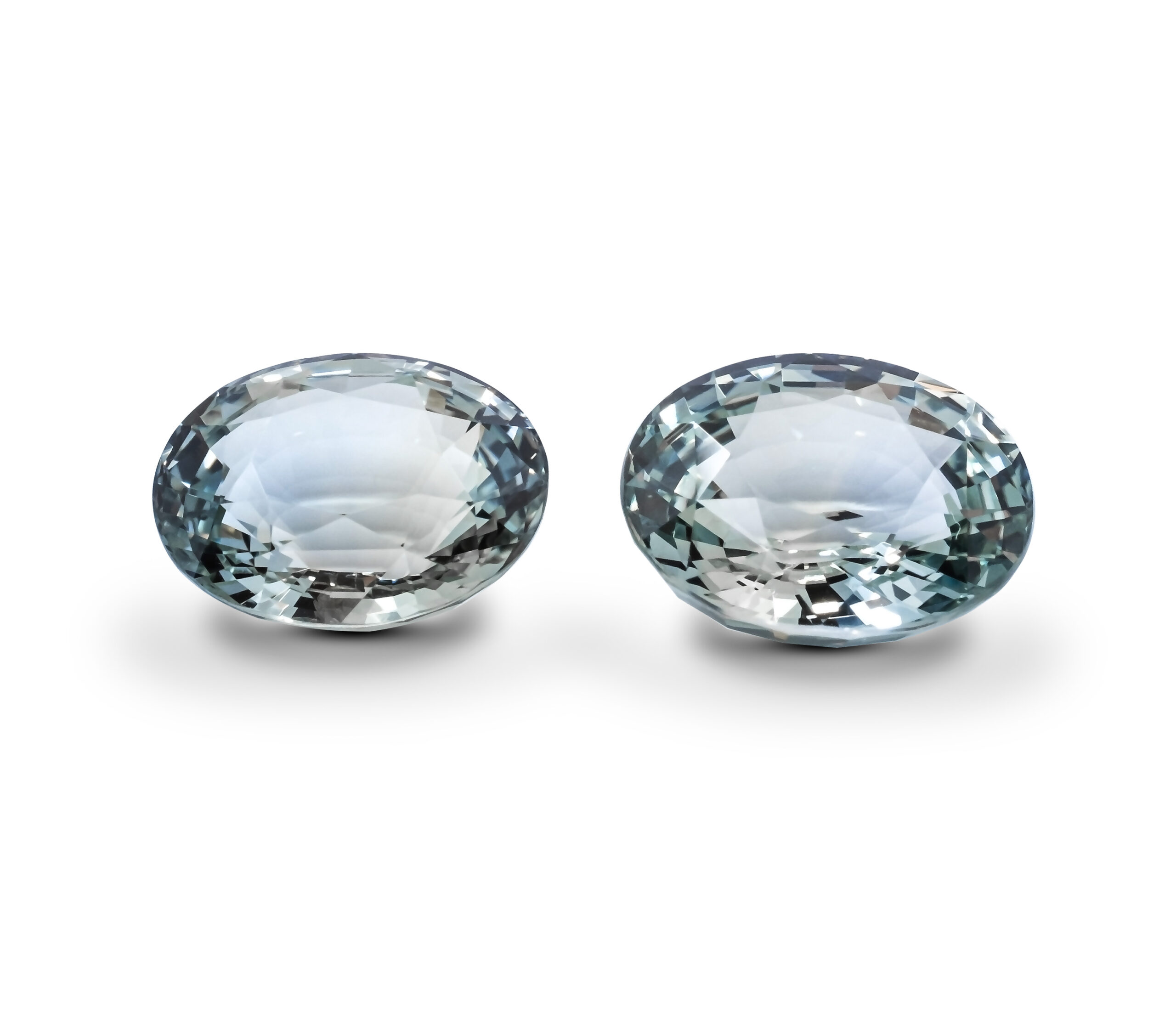 A pair of 19.16 carats Sapphires