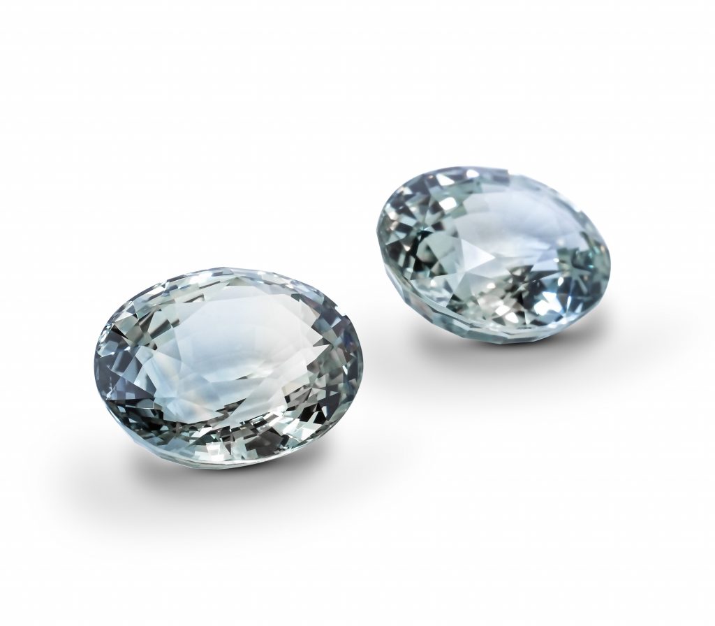 A pair of 19.16 carats Sapphires