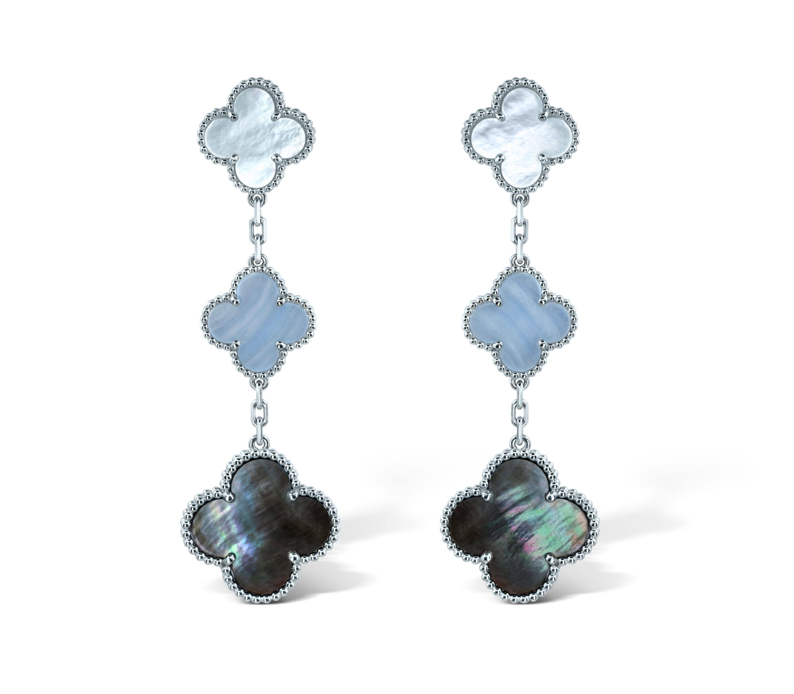 Van Cleef & Arpels Boucles d’oreilles Alhambra magique