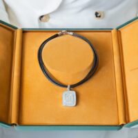 Колье Bulgari c Перламутром и Бриллиантами