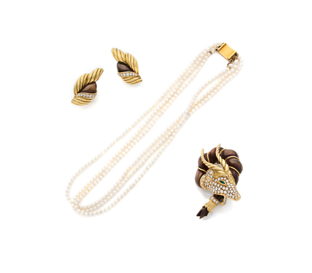 Suite Chaumet ‘Antilope’ en Or, Diamants et Perles