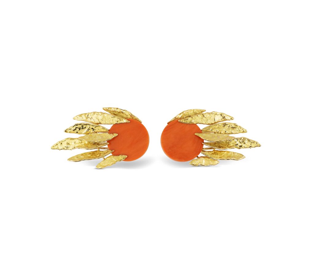 Chaumet Coral Brooches Vintage 18k Gold Pair
