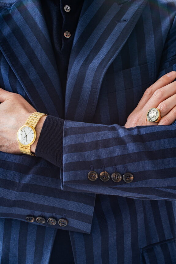 Expert Guide: Jewelry Styling Tips for a Chic Look