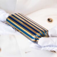 Rare minaudière en émail et or 18 carats par Boucheron