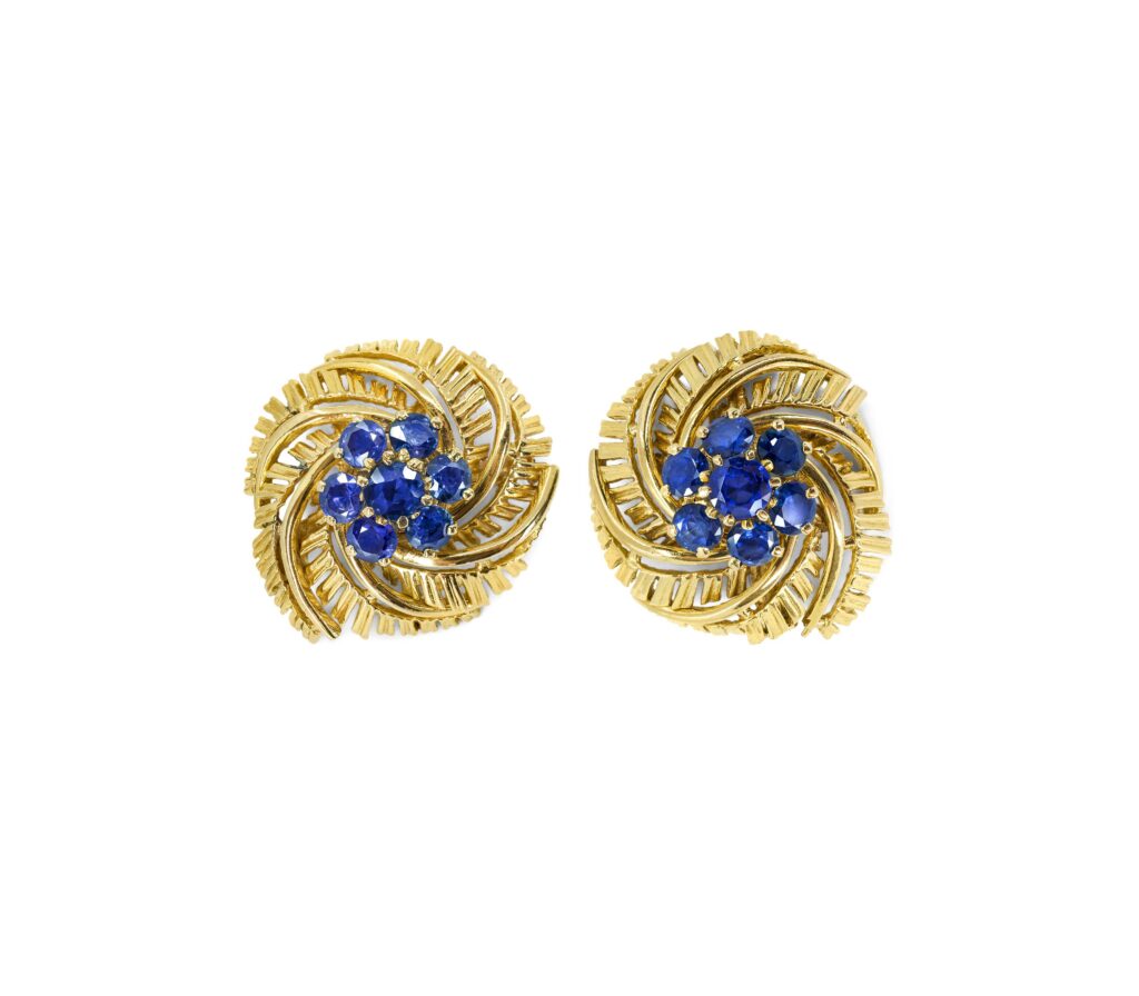 Clips d’oreilles Cartier Saphirs