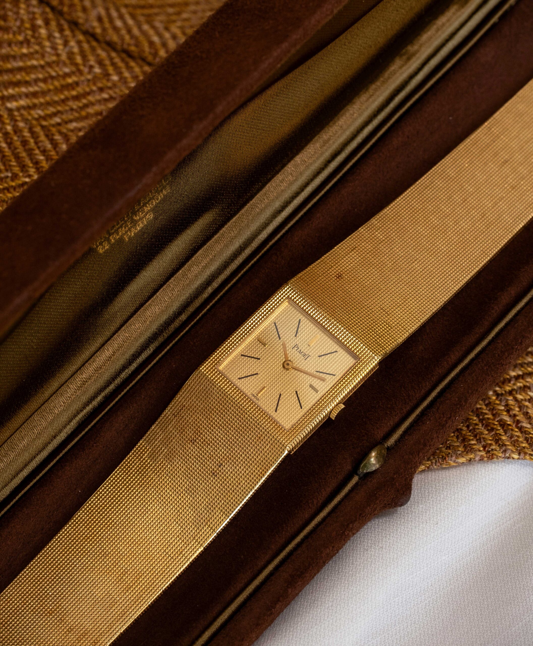 Piaget Ultra-Thin 18k Gold Manual Wind Watch