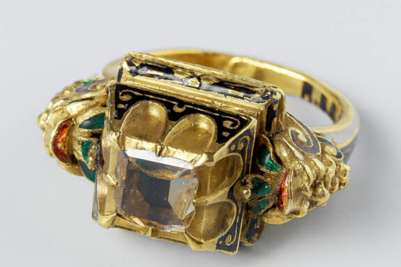 Table cut diamond antique ring