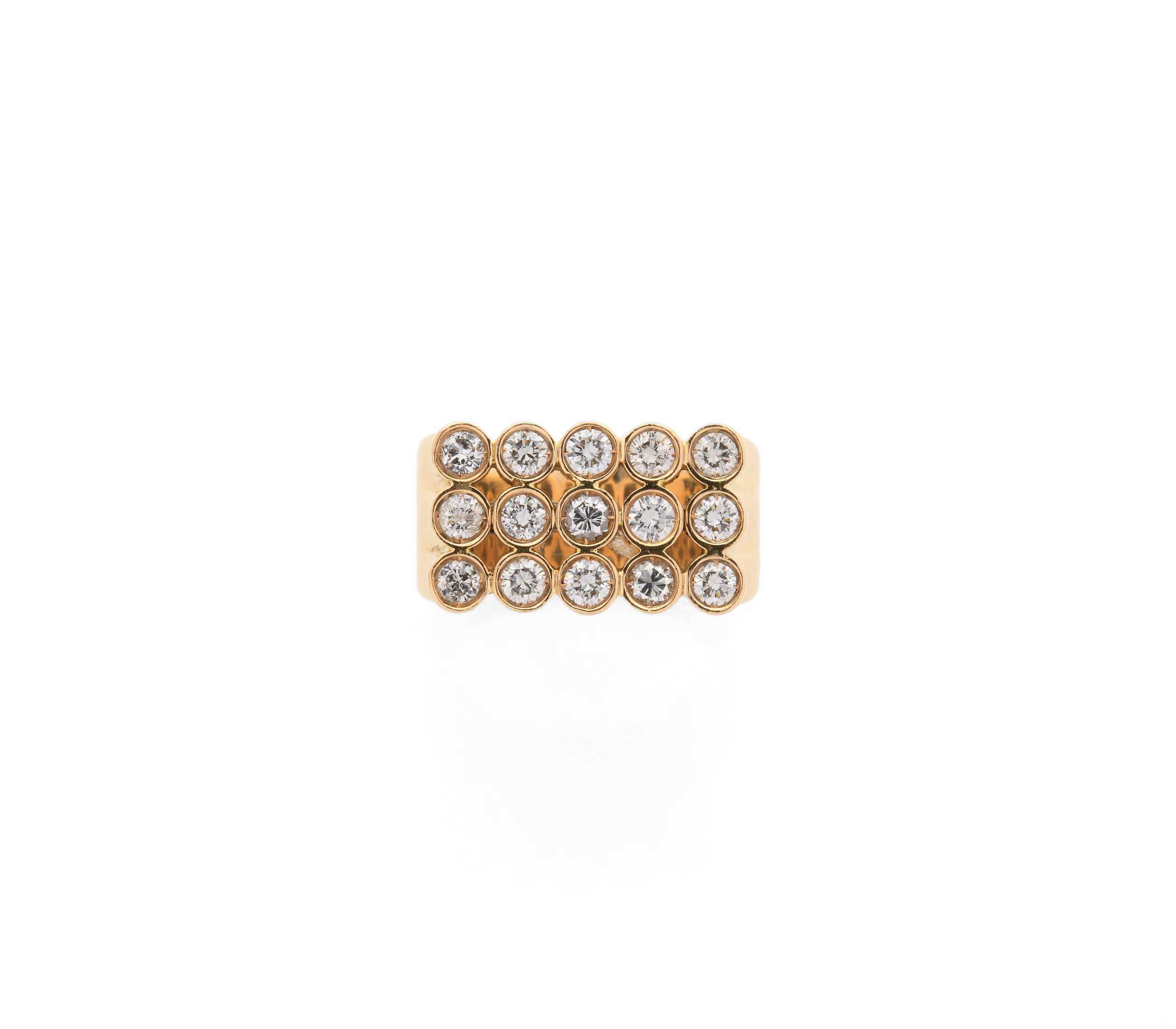 Vintage Geometric Diamond Gold Ring