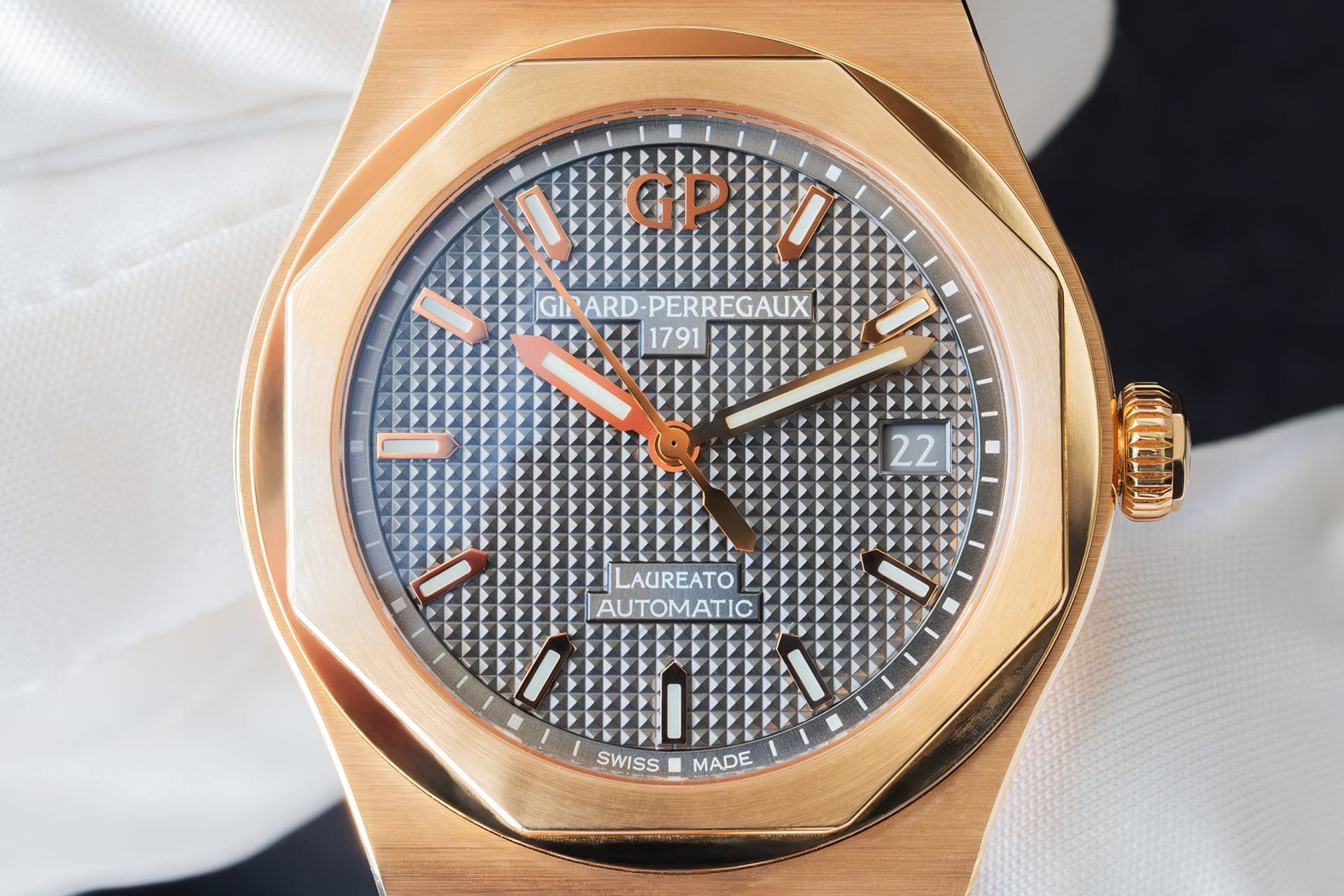 Die Kunst der Uhrmacherei: Von Taschenreliquien zu Armbandlegenden