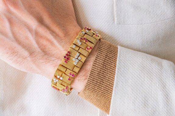 Gold at $5,000: Why the Precious Metal Has Once Again Become an Investor&rsquo;s Safe Haven