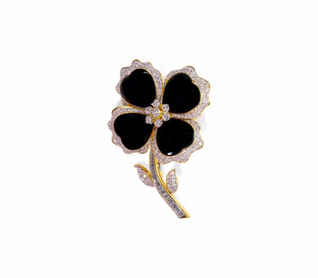 缟玛瑙配长方形钻石花卉胸针吊坠， 18K 金