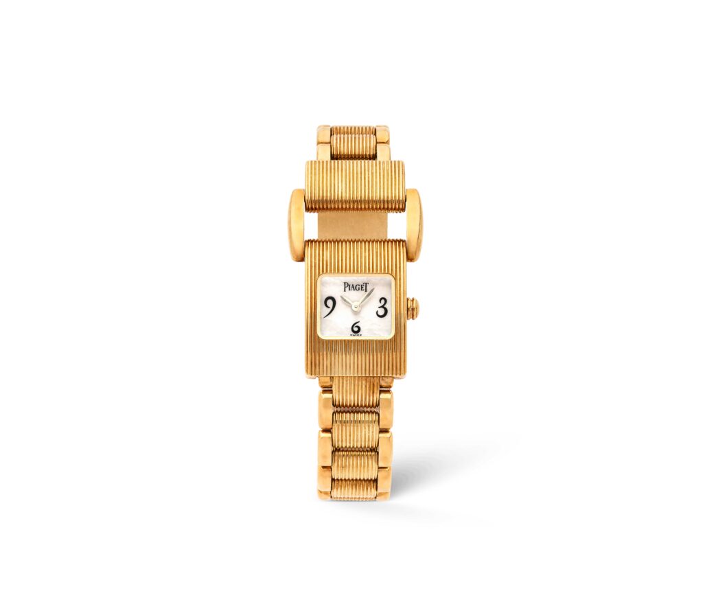 Часы Piaget Miss Protocole Ref. 5221 из жёлтого золота 750 пробы (18 карат) с перламутровым циферблатом