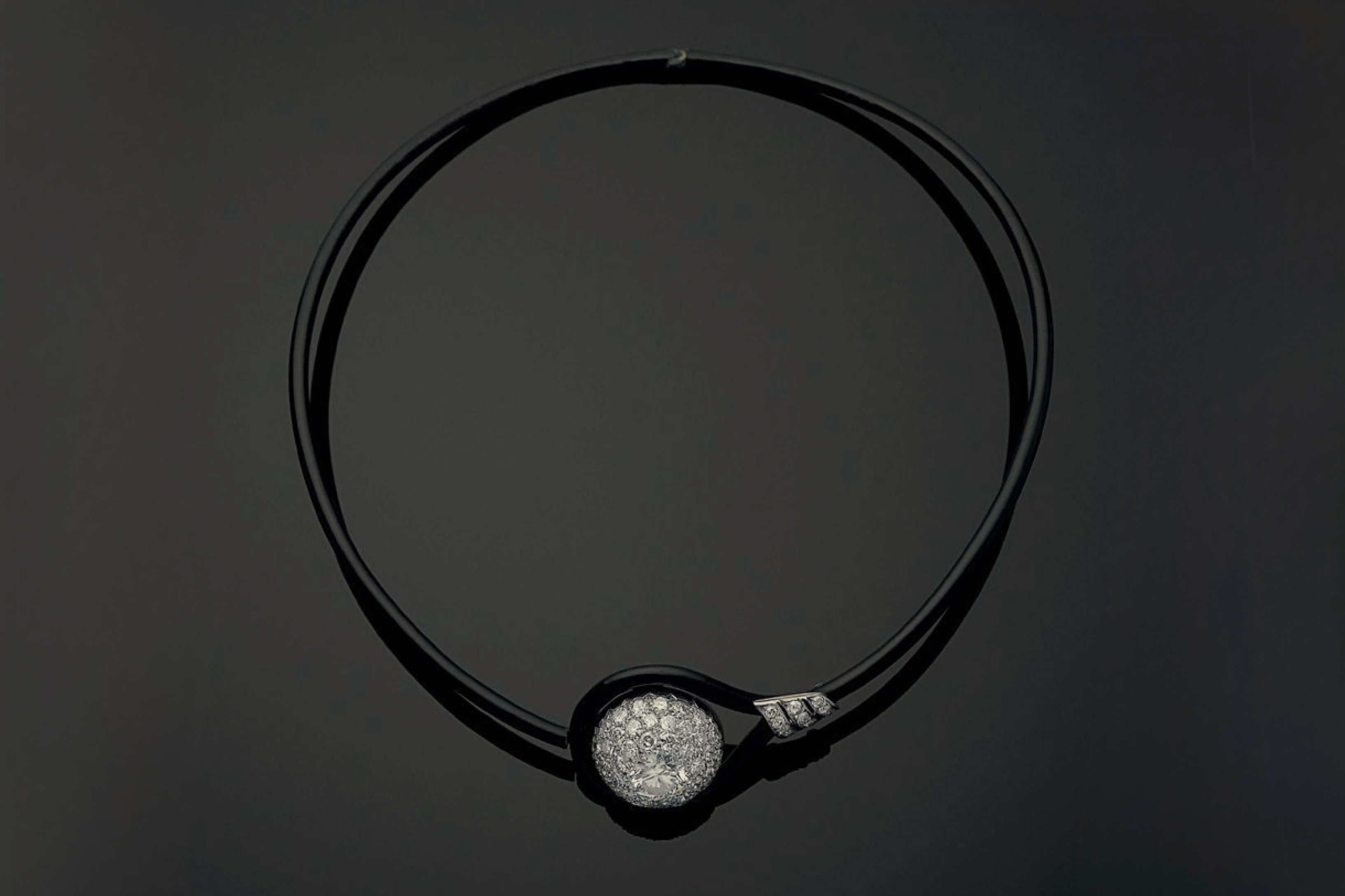 The reign of Art Deco. Diamond, black lacquer and grey gold torque necklace, B. Herz, 1933. From the collection of Elsa Schiaparelli.