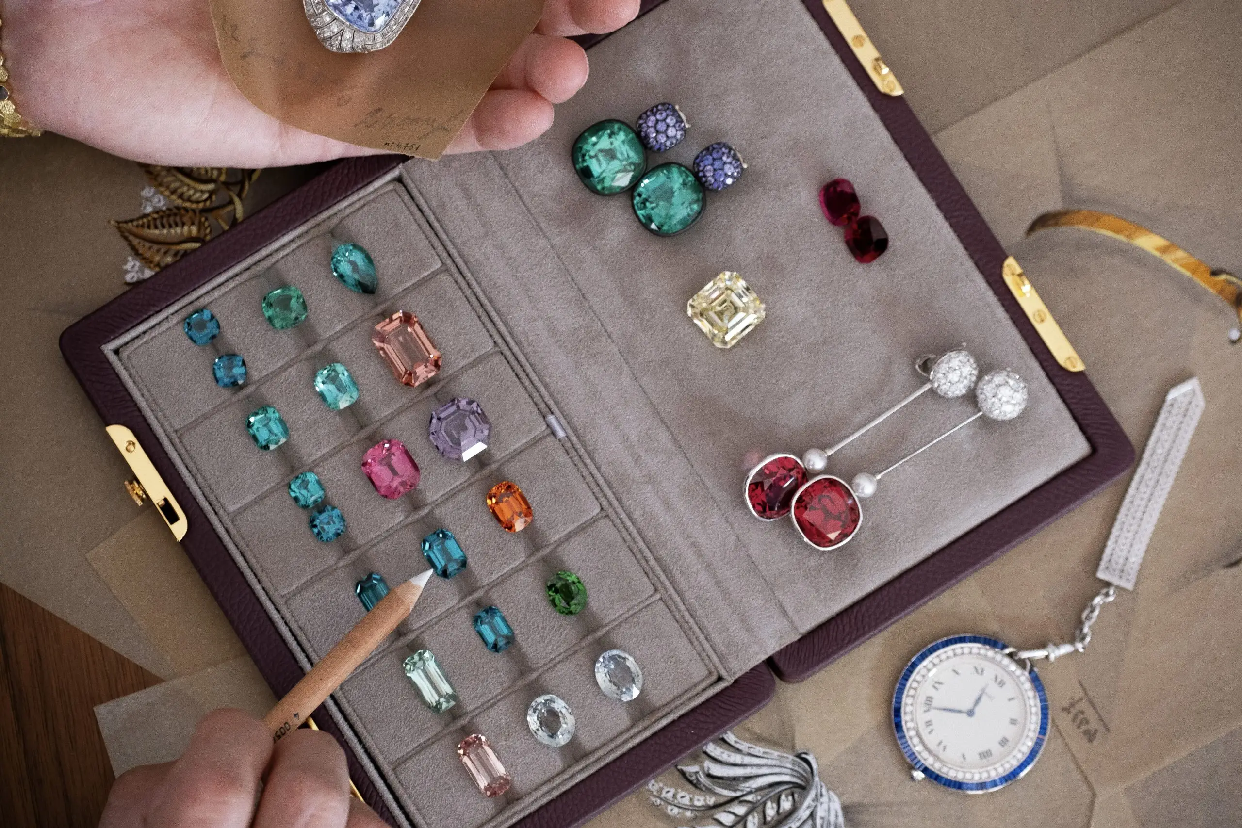 How to Identify a Real Pearl: A Complete Guide