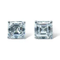 Paire de clous d’oreilles en diamant GIA