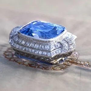 Art and craftsmanship: what makes vintage jewelry a masterpiece