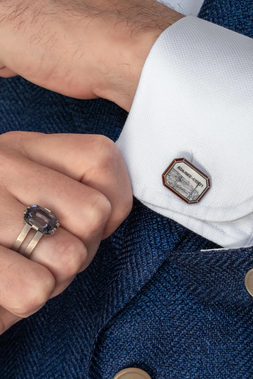 Cufflinks: A Stylish Accessory for Every Occasion