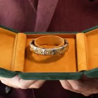 Bracelet Bulgari Parentesi en or et acier