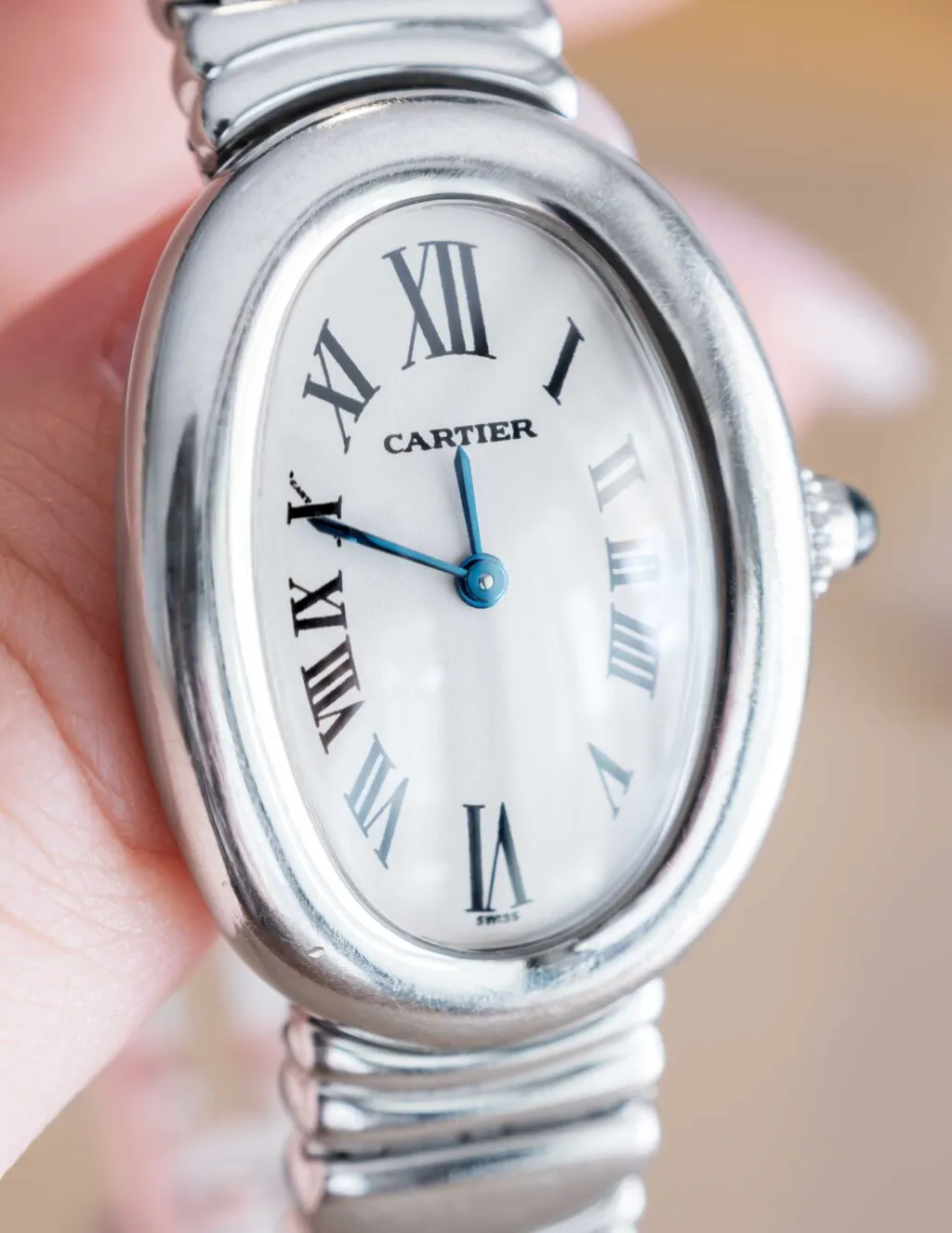 Cartier Baignoire Oval из белого золота