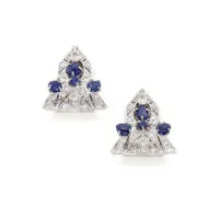Boucles d’oreilles et broches Art déco françaises en diamants et saphirs